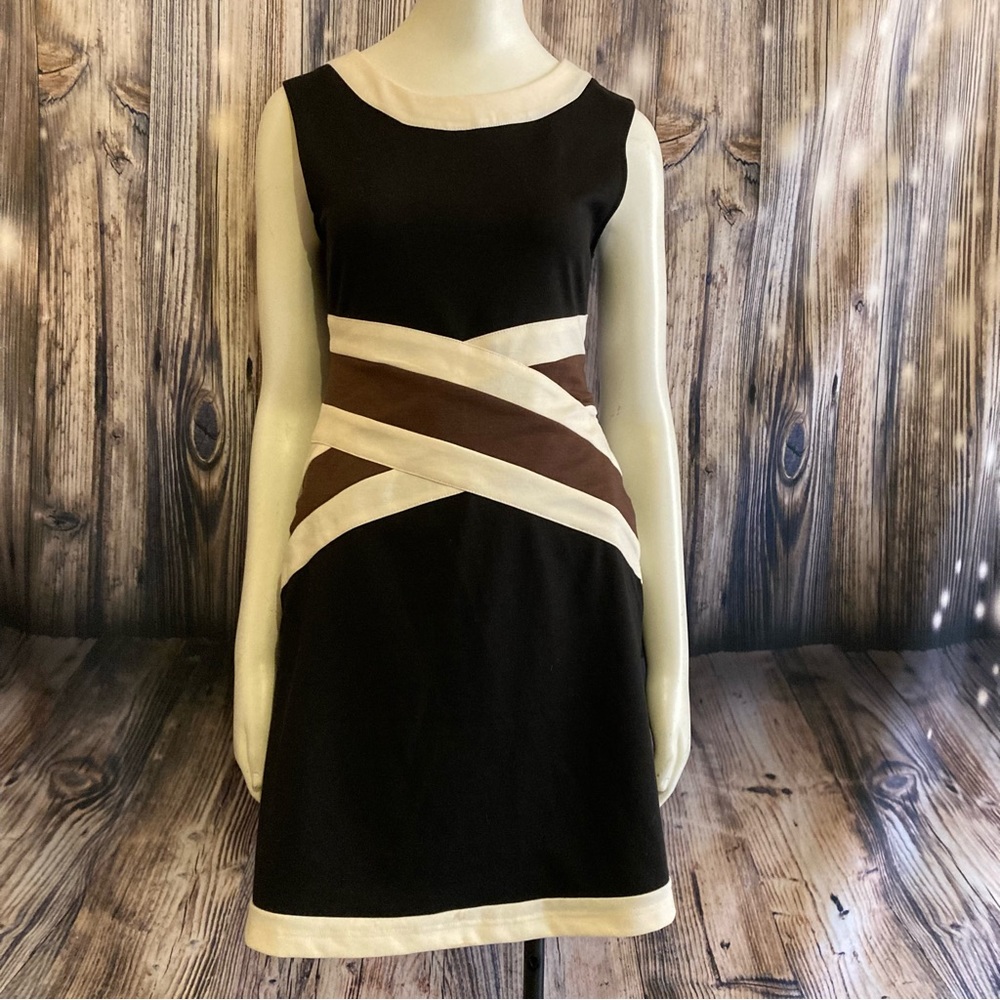 Sale 5 For $25 V Fish MIDI Dress